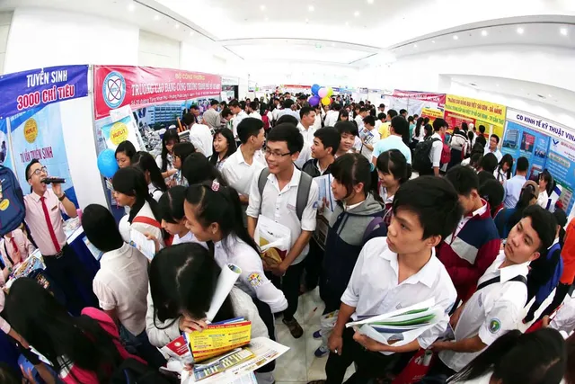 Nghịch lý trường nghề: Lương ra trường cao hơn cả... cử nhân nhưng vẫn khát học viên? - Ảnh 2. Nghịch lý trường nghề: Lương ra trường cao hơn cả... cử nhân nhưng vẫn khát học viên? - Ảnh 2.