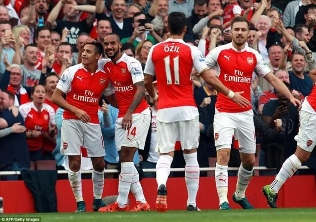 alexis-sanchez-mesut-ozil-aaron-ramsey--theo-walcott-arsenal