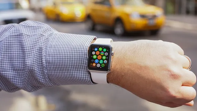 Apple Watch 3 sẽ ra mắt cùng thời điểm với iPhone 8 - Ảnh 1.