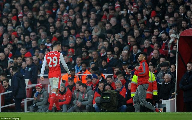 Vòng 22 giải Ngoại hạng Anh: Arsenal 2-1 Burnley: 7 phút bù giờ kịch tính - Ảnh 4.