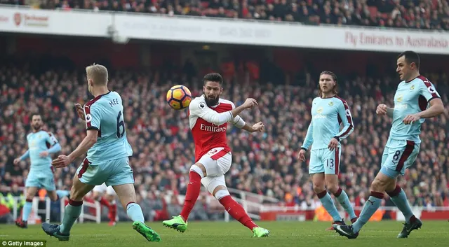 Vòng 22 giải Ngoại hạng Anh: Arsenal 2-1 Burnley: 7 phút bù giờ kịch tính - Ảnh 3.