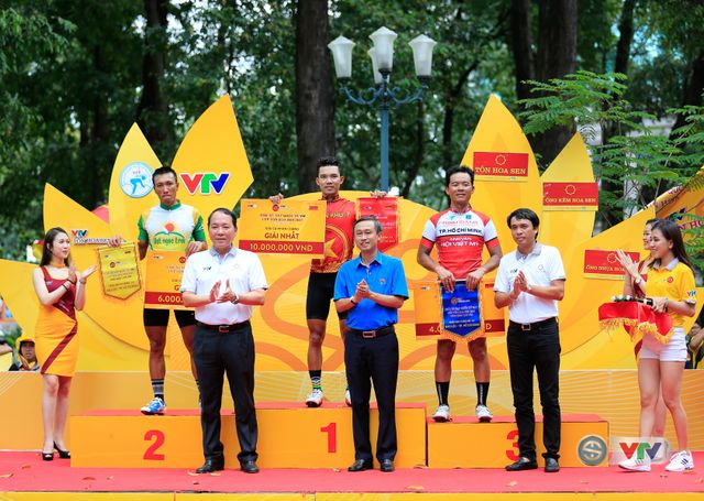 Giải xe đạp quốc tế VTV Cúp Tôn Hoa Sen 2017: Huỳnh Thanh Tùng thắng chặng 14, Jiung Jang giành áo vàng chung cuộc - Ảnh 2.