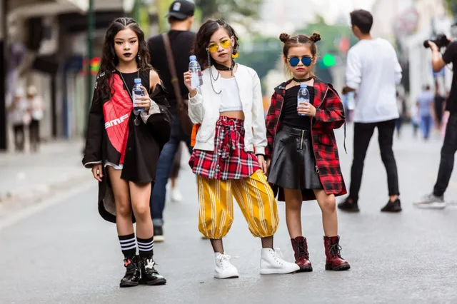 Nổ mắt trước những bộ cánh chất lừ của mẫu nhí tại The best street style - Ảnh 1.