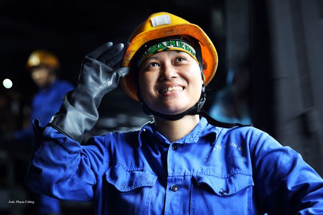 Khoảnh khắc chân thật về cuộc sống của những người thợ mỏ ở Quảng Ninh - Ảnh 21.