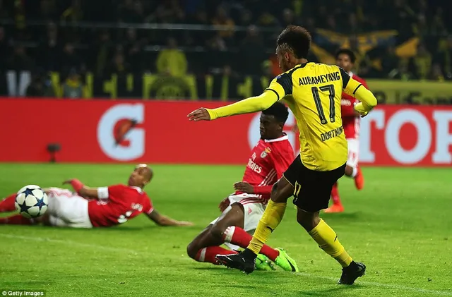 Lượt về vòng 1/8 Champions League: Aubameyang tỏa sáng, Dortmund ngược dòng vào tứ kết - Ảnh 3.