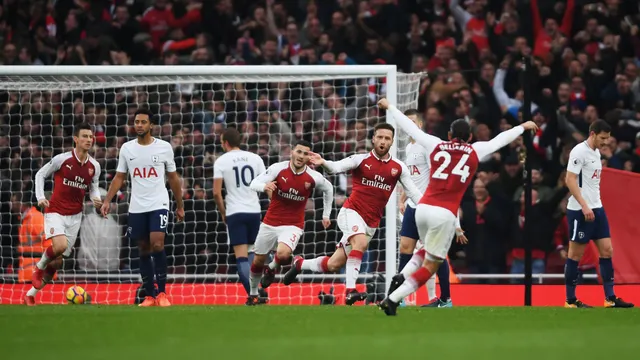 Kết quả, BXH vòng 12 Ngoại hạng Anh: Arsenal thắng derby London, Man City và MU tiếp tục song hành - Ảnh 1.