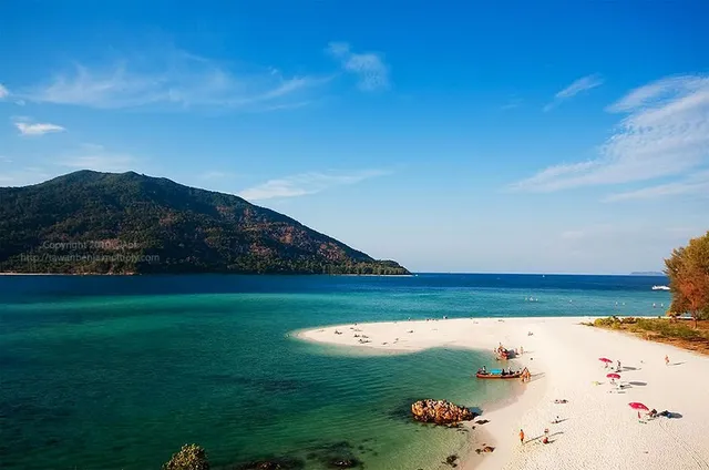 Thỏa sức check in sống ảo ở thiên đường Koh Lipe - Ảnh 5.