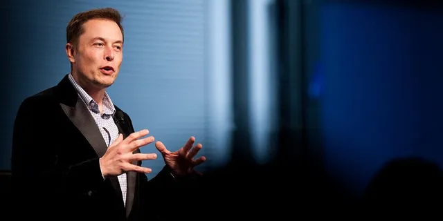 Elon Musk: Ngủ nhiều vẫn... thành công - Ảnh 1.