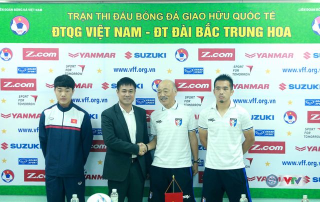 HLV Hữu Thắng  sẽ thử nghiệm nhiều vị trí mới trong trận giao hữu với ĐT Đài Bắc Trung Hoa - Ảnh 1.