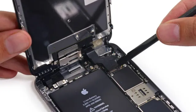 Apple chính thức xin lỗi vì cố tình làm chậm iPhone cũ - Ảnh 2.