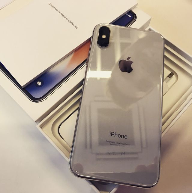 iPhone X tụt giá không phanh, chạm mốc 30 triệu đồng - Ảnh 2.