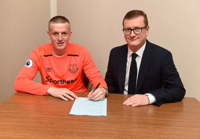 Everton đã công bố bản hợp đồng Jordan Pickford từ Sunderland Everton đã công bố bản hợp đồng Jordan Pickford từ Sunderland