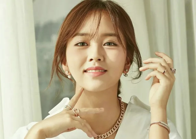 Kim So Hyun đầu quân về công ty mới - Ảnh 1.