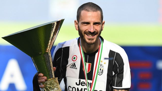 Higuain và Bonucci hưởng lương cao nhất Serie A - Ảnh 1.