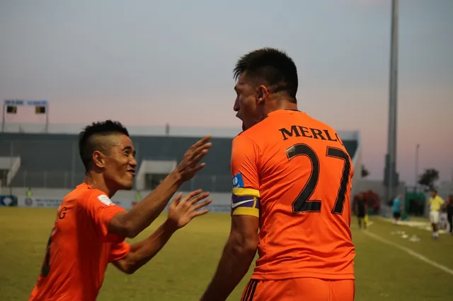 Gastón Merlo ăn mừng bàn thắng vào lưới Than Quảng Ninh Gastón Merlo ăn mừng bàn thắng vào lưới Than Quảng Ninh