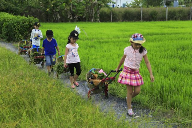 Bố ơi! Mình đi đâu thế? mùa 4: Màn tự giới thiệu siêu dễ thương của 4 cô nhóc cậu nhóc - Ảnh 1.