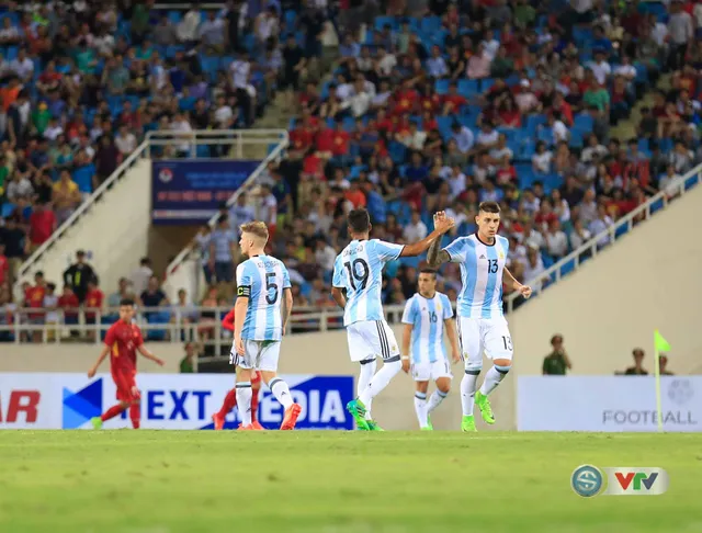 Phân tích: Nhìn lại trận thua 0-5 của U22 Việt Nam trước U20 Argentina - Ảnh 1.