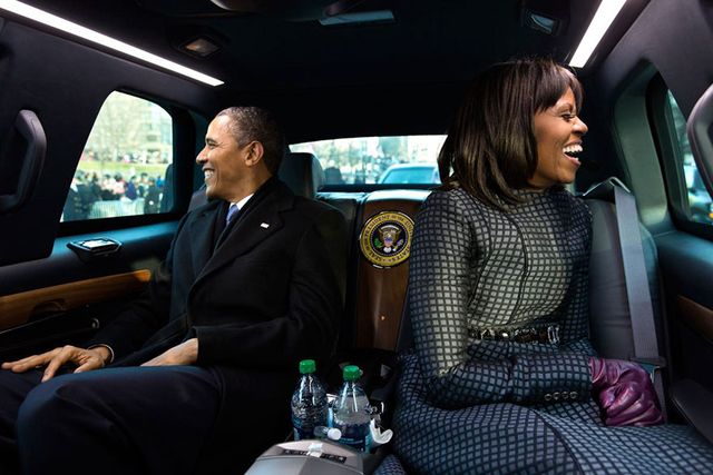 Những bức ảnh minh chứng tình yêu vượt thời gian của vợ chồng ông Obama - Ảnh 27.