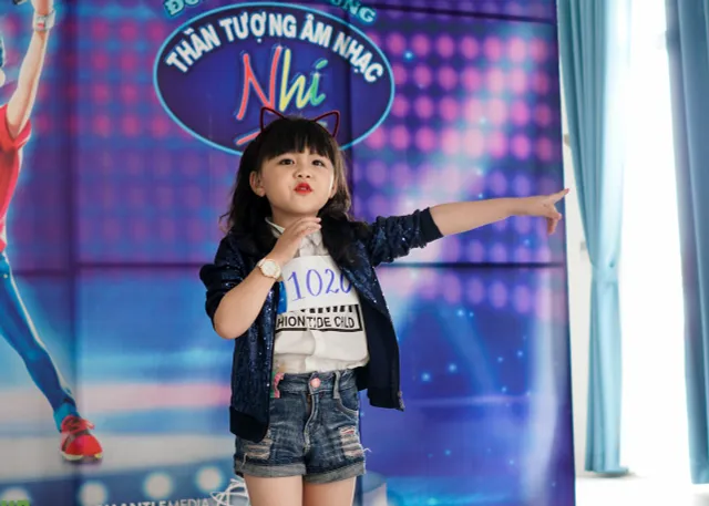 Trọng Hiếu bị hạ gục bởi các giọng hát nhí tại vòng sơ loại Vietnam Idol Kids - Ảnh 5.