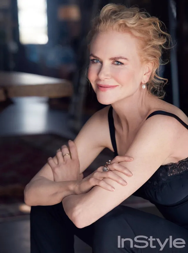 Nicole  Kidman khoe chân dài miên man - Ảnh 2.