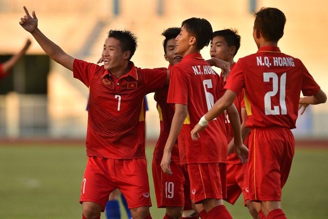 U15 Việt Nam xây chắc ngôi đầu, đoạt vé vào bán kết giải U15 AFF 2017 - Ảnh 2.