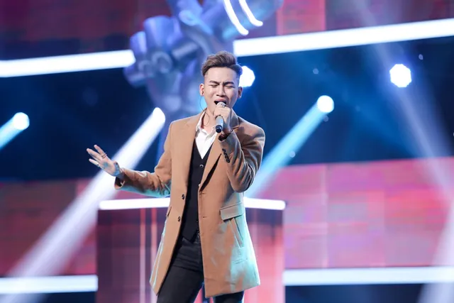 The Voice: Đánh bại Tuấn Phong, bản sao Tuấn Hưng được Tóc Tiên lựa chọn đi tiếp - Ảnh 12.