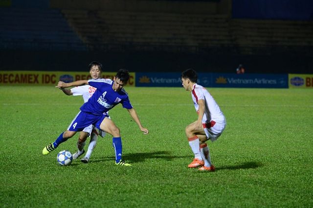 Đàn em Công Phượng, Văn Toàn hạ học trò Santos - Ảnh 2.