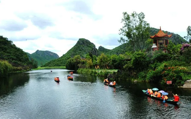 Mùa hè rực rỡ tại công viên sinh thái Puzhehei, Trung Quốc - Ảnh 3.