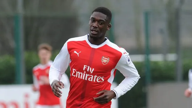 Sanogo là cầu thủ đầu tiên chia tay Arsenal trong kỳ chuyển nhượng hè Sanogo là cầu thủ đầu tiên chia tay Arsenal trong kỳ chuyển nhượng hè
