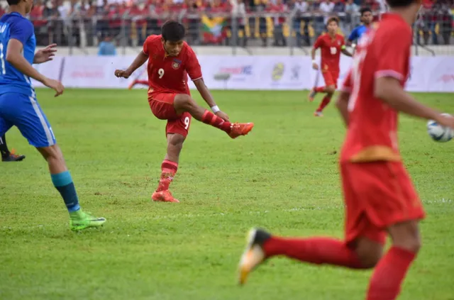 Kết quả, bảng xếp hạng bảng A bóng đá nam SEA Games 29 ngày 14/8: U22 Myanmar chiếm ngôi đầu của U22 Malaysia - Ảnh 1.