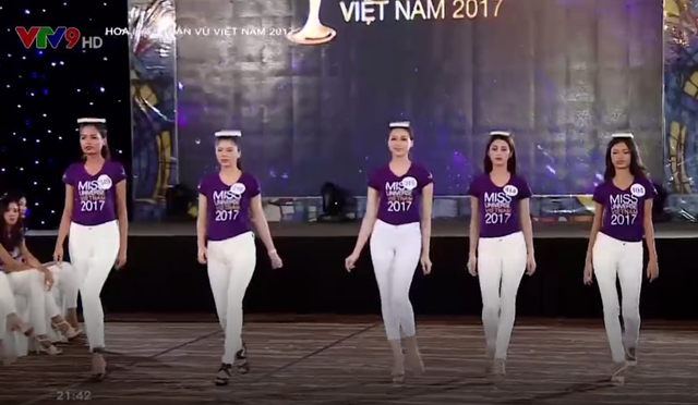 Mai Ngô vô kỷ luật khiến Phạm Hương, Võ Hoàng Yến nóng mặt - Ảnh 1.