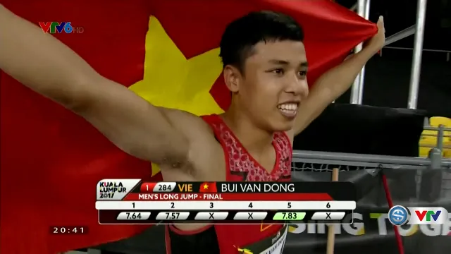 VIDEO SEA Games 29: Hiện tượng Bùi Văn Đông giành HCV nhảy xa - Ảnh 1.