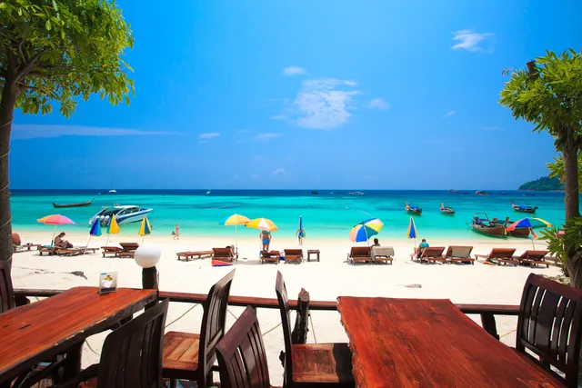 Thỏa sức check in sống ảo ở thiên đường Koh Lipe - Ảnh 2.