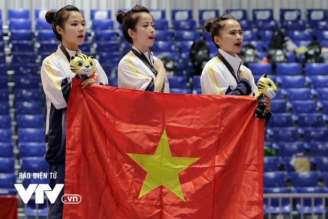 Lính mới xinh đẹp của Taekwondo Việt Nam cạn lời vì tấm HCV SEA Games 29 - Ảnh 1.