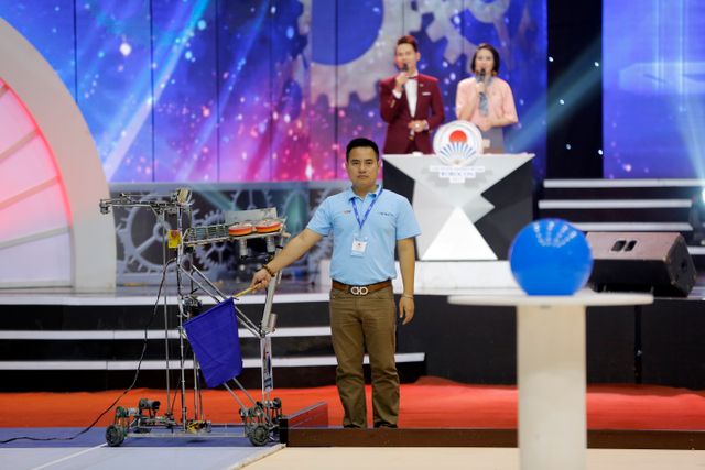 Tân binh trong màu áo lính tiếp tục “tỏa sáng” tại VCK Robocon Việt Nam 2017 - Ảnh 26.