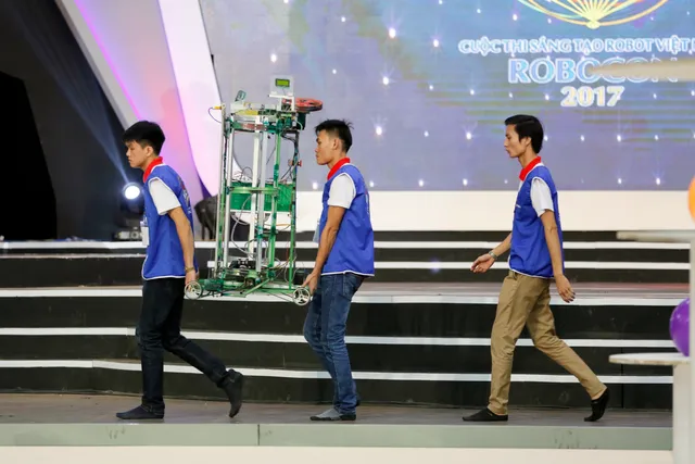 Robocon 2017: Đại học SPKT Hưng Yên liên tiếp giành chiến thắng tuyệt đối APPARE - Ảnh 25.