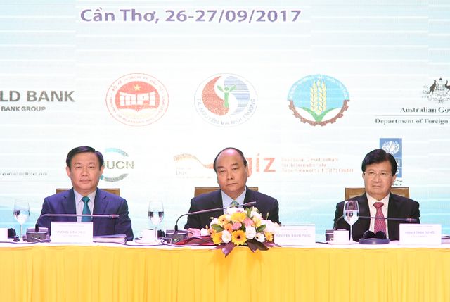 Thủ tướng Nguyễn Xuân Phúc: ĐBSCL sẽ là khu vực giàu có của Việt Nam - Ảnh 1.