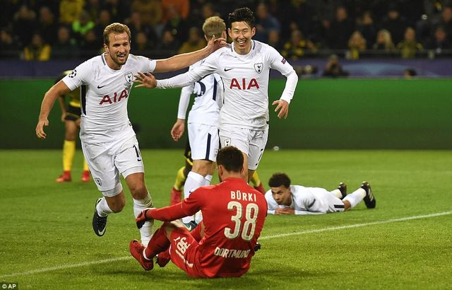 Kết quả Champions League sáng ngày 22/11: Real đại thắng, Liverpool chia điểm phút cuối - Ảnh 4.