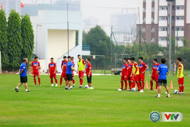 ẢNH: ĐT Việt Nam tích cực luyện tập chờ ngày tái đấu ĐT Afghanistan - Ảnh 15.