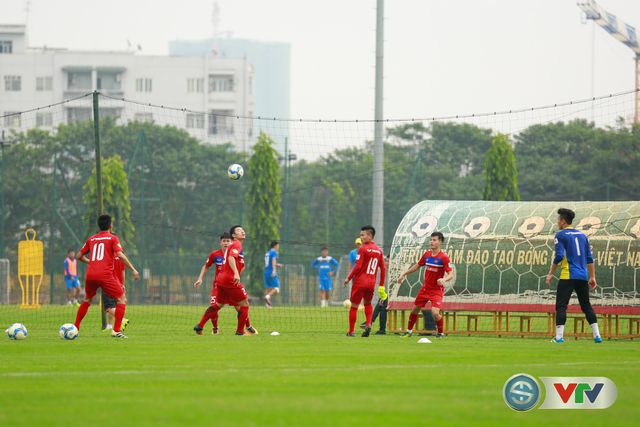 ẢNH: ĐT Việt Nam tích cực luyện tập chờ ngày tái đấu ĐT Afghanistan - Ảnh 32.