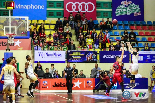 ẢNH: Thang Long Warriors giành lợi thế trước Hanoi Buffaloes - Ảnh 10.