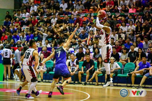 Giành chiến thắng áp đảo, Thang Long Warriors lọt vào chung kết VBA 2017 - Ảnh 2.