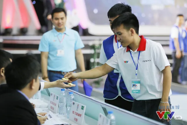 Robocon Việt Nam 2017: “Nghẹt thở” với những màn cản phá trên sân - Ảnh 15.