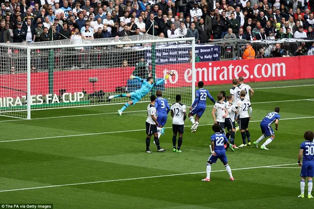 Cúp FA 2016/17: Chelsea 4-2 Tottenham: The Blues tiến vào chung kết - Ảnh 1.