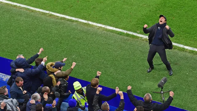 ẢNH: Conte sắp làm nên lịch sử tại Ngoại hạng Anh nếu chiến thắng Leicester - Ảnh 1.