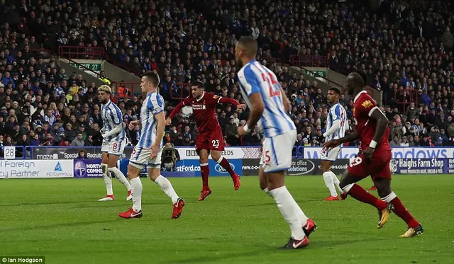 Vòng 25 giải Ngoại Hạng Anh: Liverpool dễ dàng giành 3 điểm trước Huddersfield - Ảnh 2.