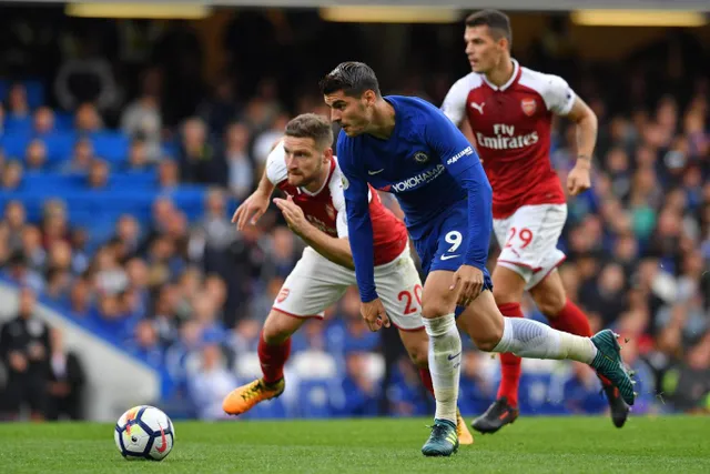 ẢNH: Nhìn lại 10 trận đấu giữa Arsenal và Chelsea - Ảnh 10.