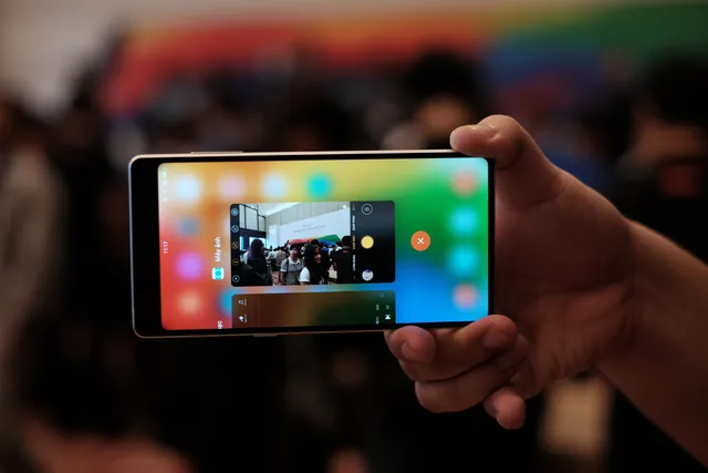 Cận cảnh bom tấn smartphone Bphone 3 của Bkav - Ảnh 3. Cận cảnh bom tấn smartphone Bphone 3 của Bkav - Ảnh 3.