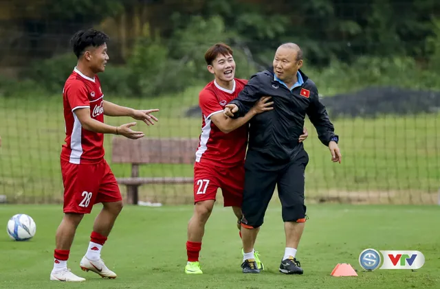 ĐTQG Việt Nam tập buổi đầu tiên chuẩn bị cho AFF Cup 2018 - Ảnh 15.