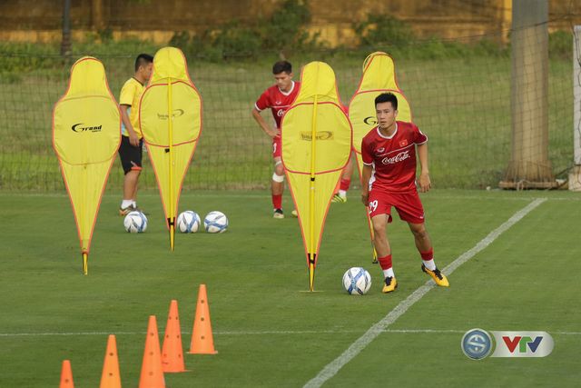 ẢNH: ĐTQG Việt Nam tiếp tục rèn quân cho AFF Cup 2018 - Ảnh 10.